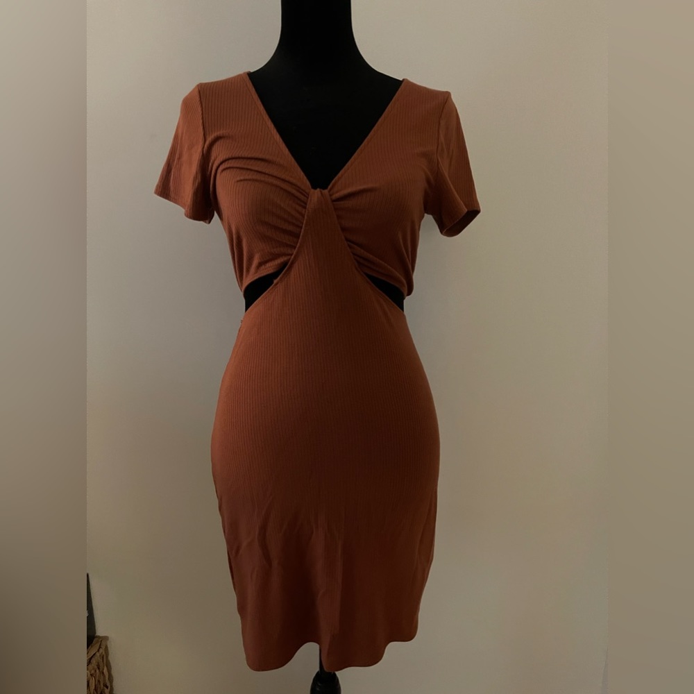 Abercrombie and Fitch Rust Cutout Rib Knit Mini Dress. Size S